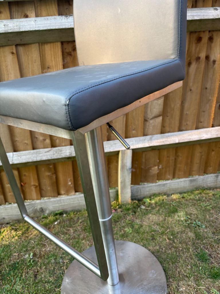 Kitchen Chair - Free