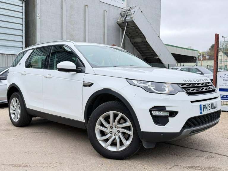 Land Rover Discovery Sport 2.0 TD4 SE Tech 4WD Euro 6 (s/s) 5dr Diesel Manual