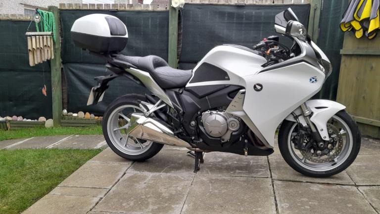 Motorbike swap sell vfr 1200f 