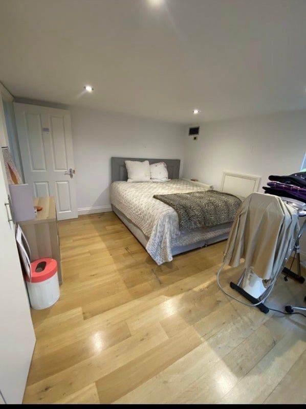 Spacious and Cosy Double Rooms for Rent in - SW16 6LR