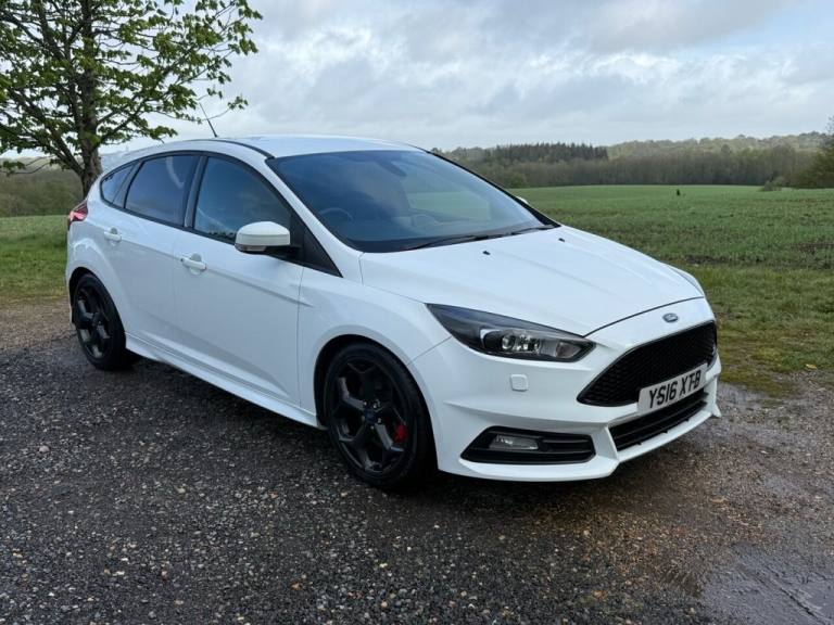 2016 Ford Focus 2.0 TDCi ST-3 Hatchback 5dr Diesel Manual Euro 6 (s/s) (185 ps) Hatchback Diesel ...