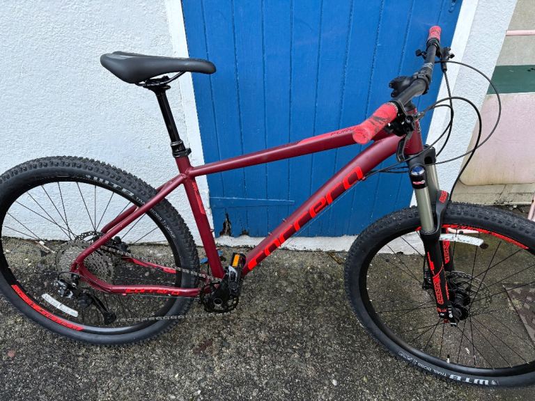 image for Carrera fury