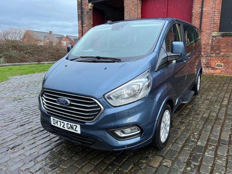 2022 Ford Tourneo Custom 2.0 EcoBlue 130ps L/R 9 Seater Titanium Auto MPV Diesel Automatic