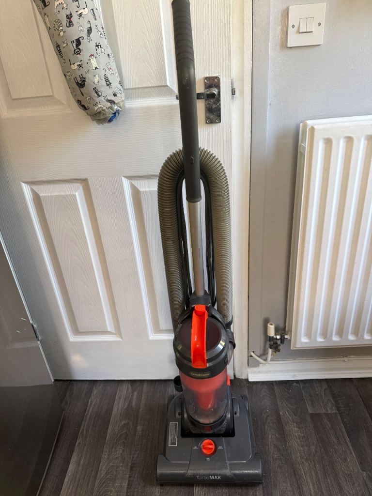 Goodmans TurboMAX Upright Vacuum Cleaner –very Good Condition