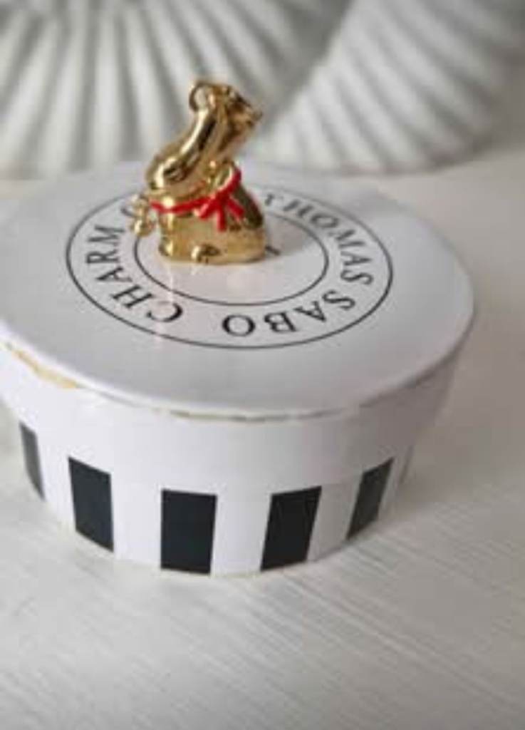 Rare limited edition Thomas Sabo Lindt gold bunny with extras!