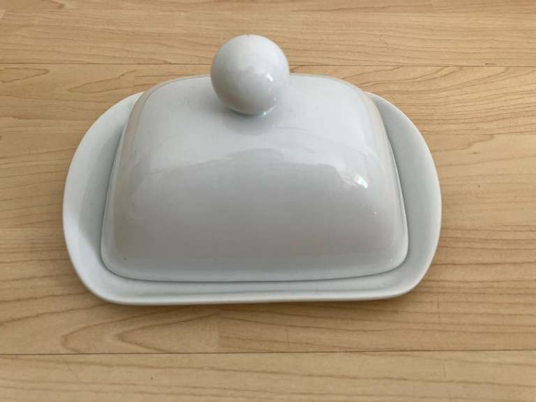 Lakeland White Ceramic /China Butter Dish Holder Keeper