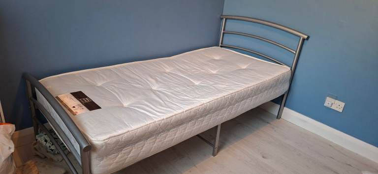 Single mattress with frame 