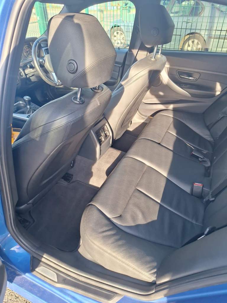 BMW 3 SERIES, Saloon, 2013, Manual, 2L engine size 4 doors