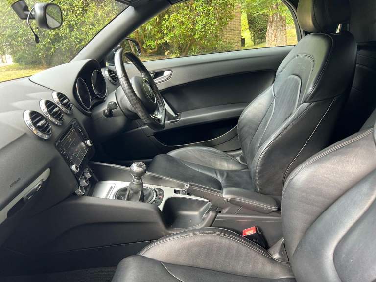 AUDI TT 2.0 TFSI S line 2013