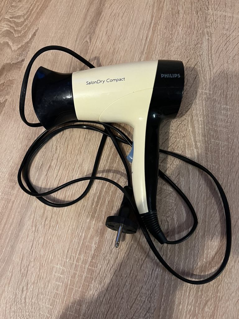 Phillips Salon Dry 1600W Hair Dryer
