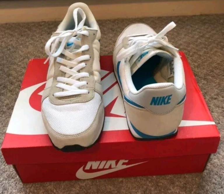 New Unworn Nike Trainers From 2014 Classic Vintage Size 10 EU 45