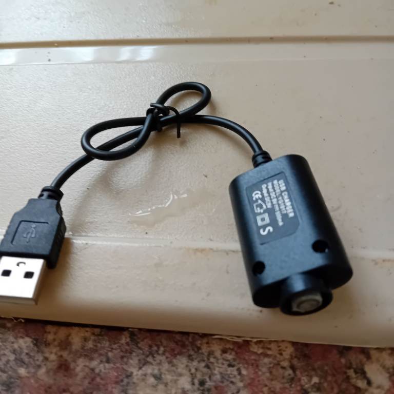 INTER NET LEADS POST OR COLLECT CF39 8DG I DONT KNOW WHAT IT IS £2