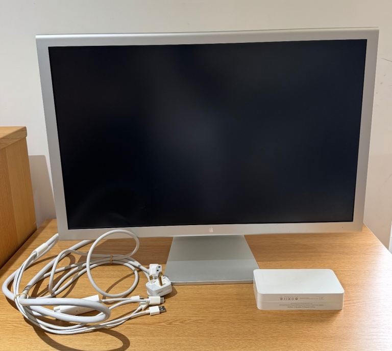 30’’ Apple Cinema Display A1083 