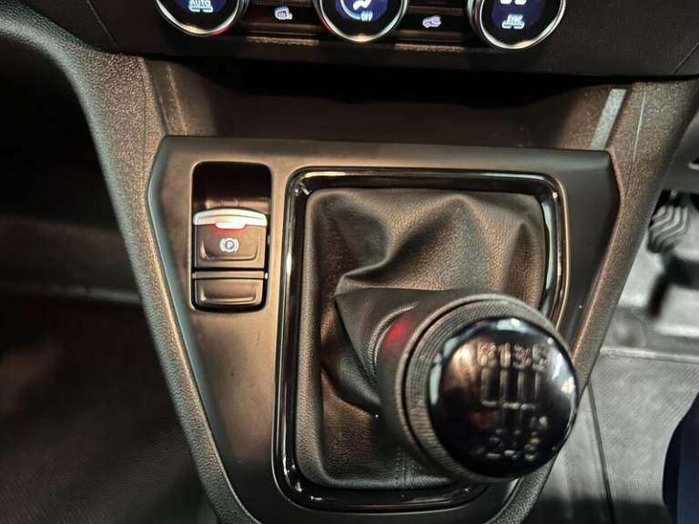 2023 Nissan TOWNSTAR 1.3 Acenta Van PANEL VAN PETROL Manual