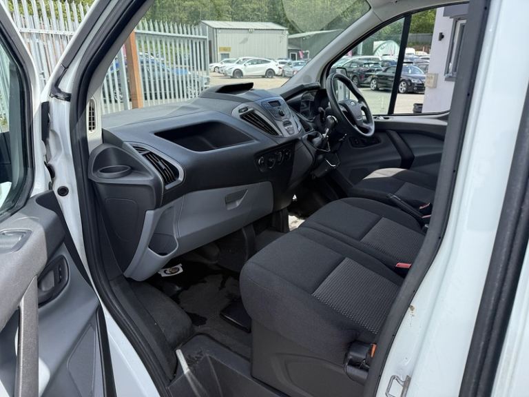 2015 Ford Transit Custom TDCi 270 ECOnetic Panel Van Diesel Manual