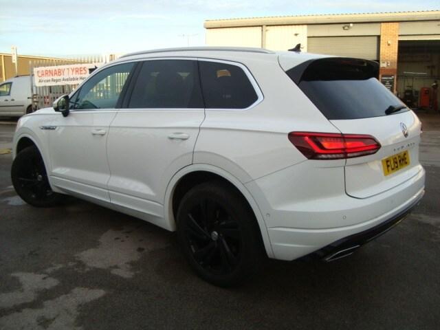 2019 Volkswagen Touareg 3.0 V6 TDI 4Motion R-Line Tech 5dr Tip Auto ESTATE Diesel Automatic