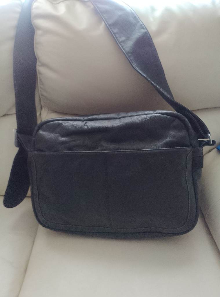 Buggaboo Leather Nappy/Changing Bag bbo2