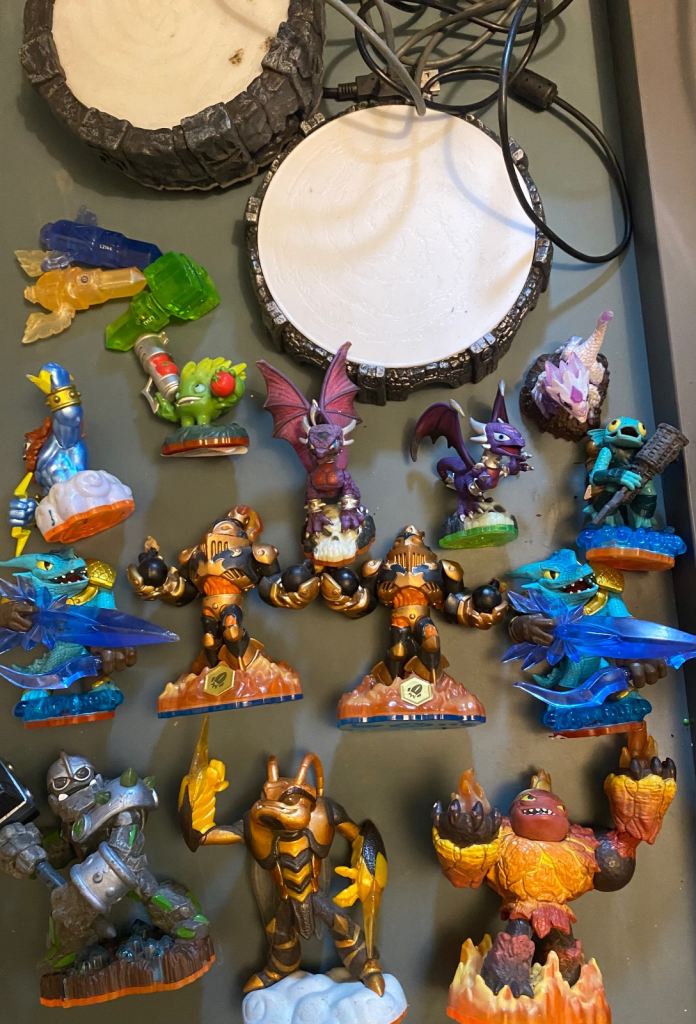 Skylanders video game bundle