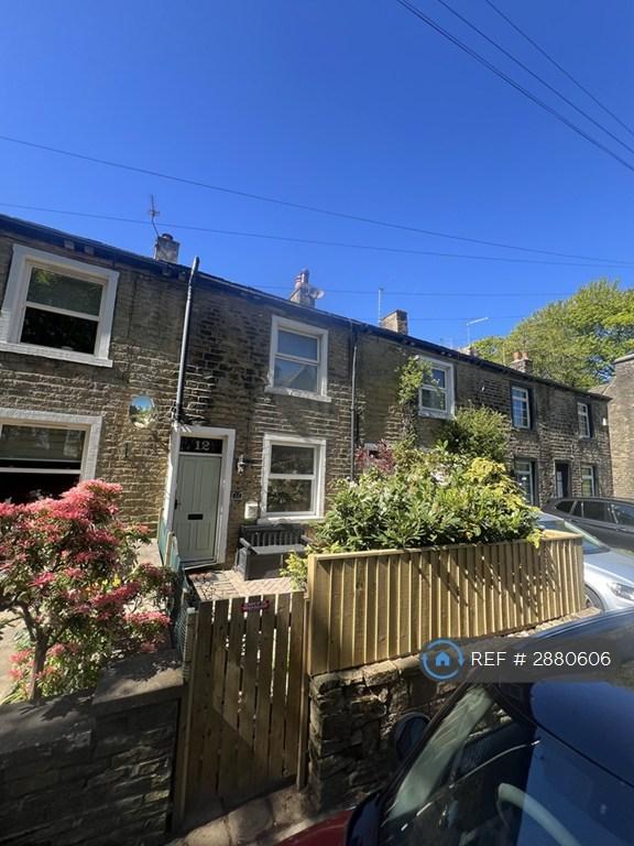 1 bedroom house in Liverpool Row, Halifax, HX2 (1 bed) (#2880606)