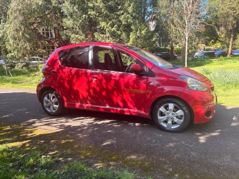 2011 Toyota AYGO 1.0 VVT-i Go 5dr HATCHBACK Petrol Manual
