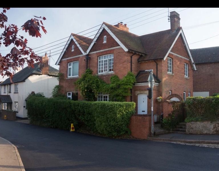 Short term let 3 bedroom cottage in Exminster 