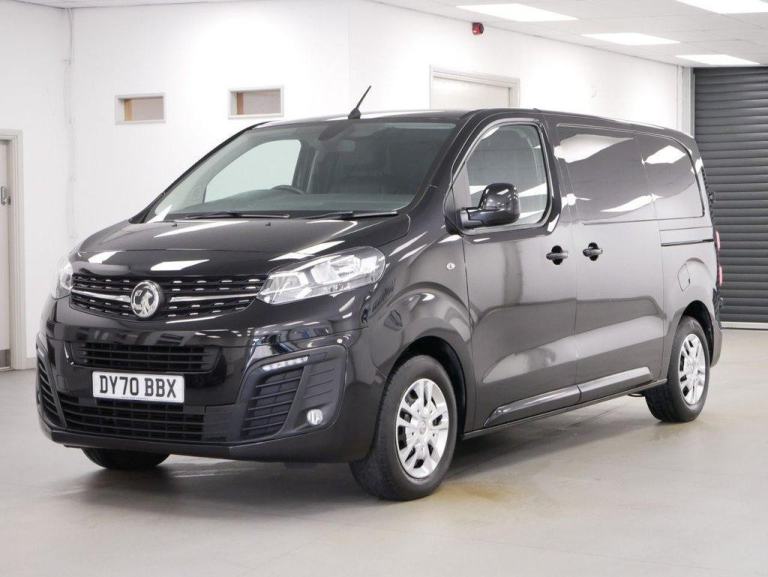 70 VAUXHALL VIVARO 2700 1.5 D 100 BHP L1 SWB SPORTIVE EDITION 6 DOOR