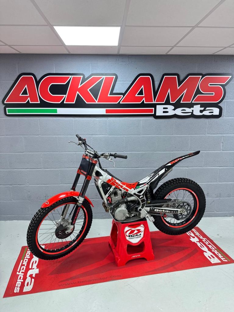 Beta REV 4T Racing 300 2008 *Finance available*