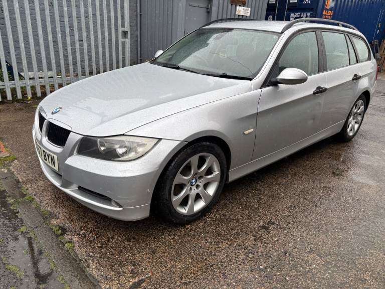 Bmw 320d SE Estate car in silver / spares or repair and sold as seen / MOT work required