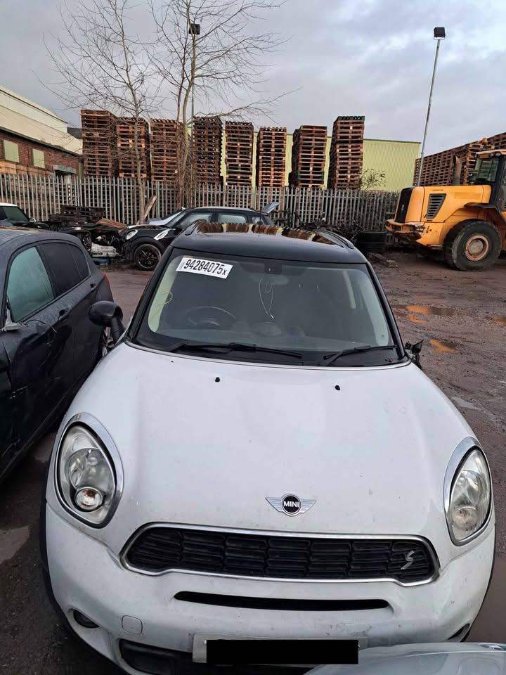 MINI COOPER S 2.0D R60 BREAKING PARTS BUMPER BONNET LIGHT SLAM PANEL RAD PACK DOOR TAILGATE