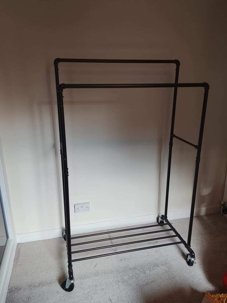 Twin-Rail Clothes Hanging Rail on Casters - Good Condition