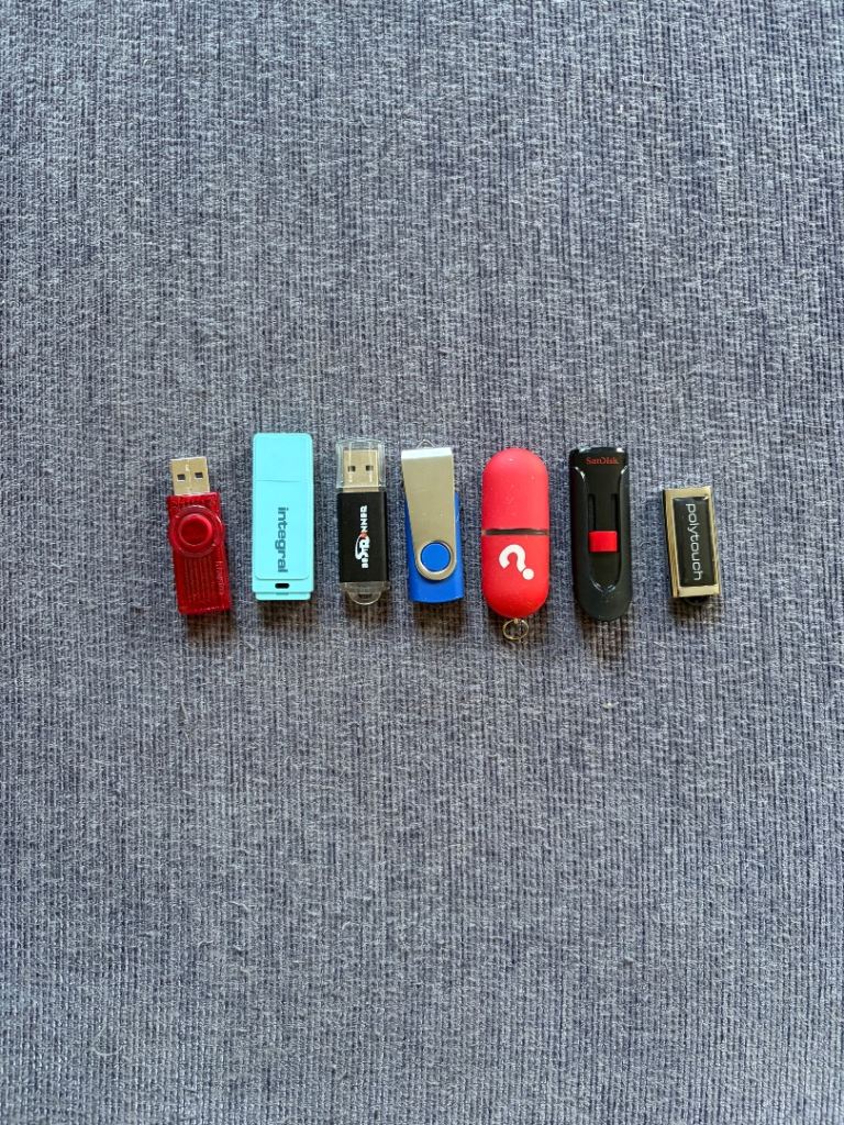 Job lot of USB sticks 