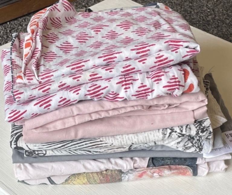 5 Matching Pillow Case Sets. Preowned. Good Condition.