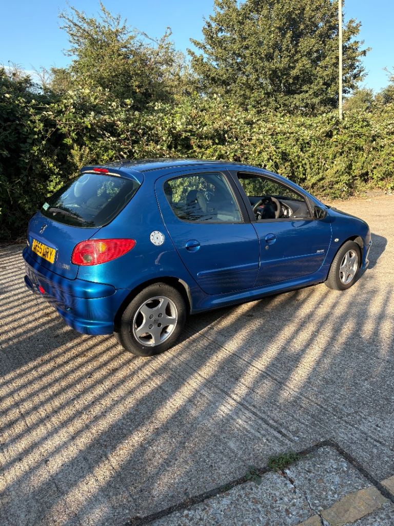 Peugeot, 206, Hatchback, 2005, Manual, 1360 (cc), 5 doors