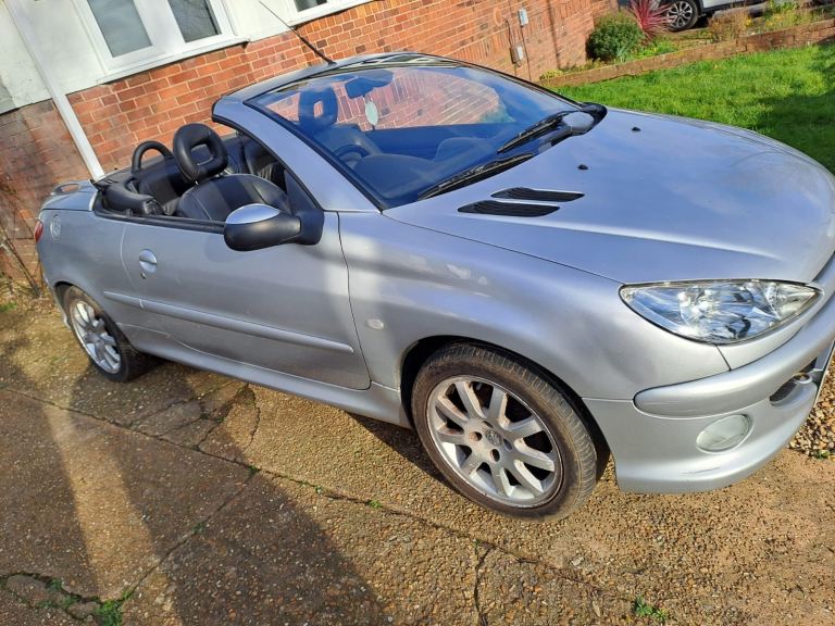 Peugeot, 206, Convertible, 2004, Manual, 1997 (cc), 2 doors