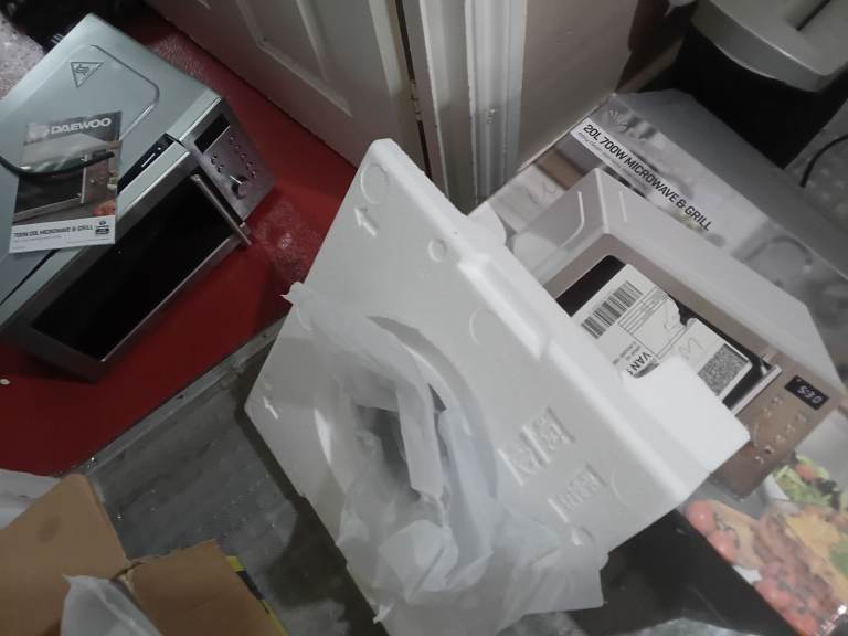 daewoo microwave with a grill model sda2088 spare parts or repairs