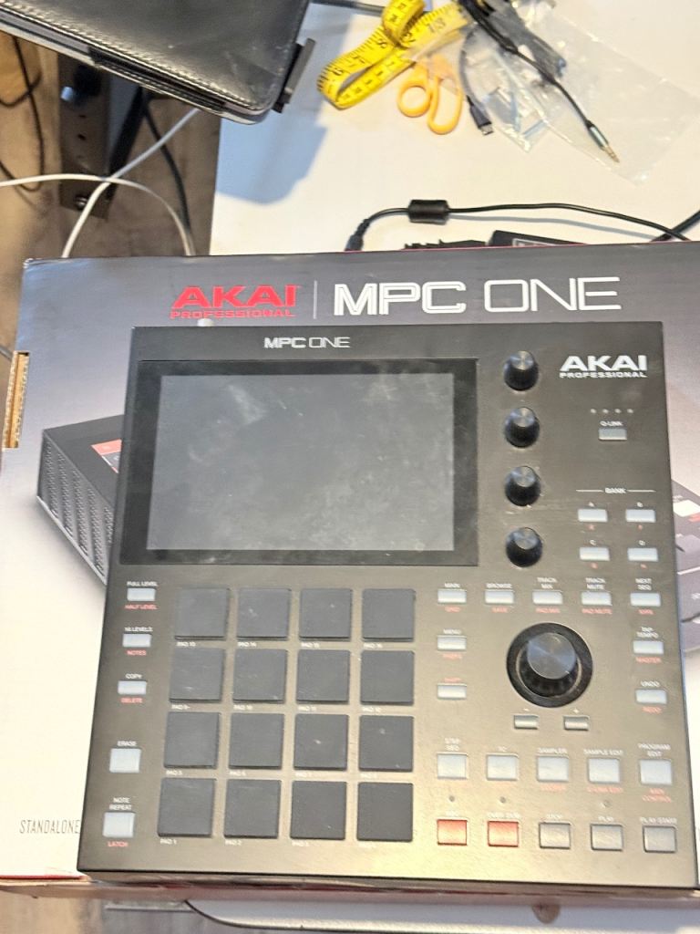 Akai MPC one