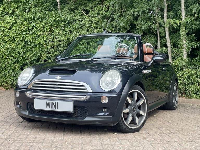 Breaking 2008 mini cooper s sidewalk 