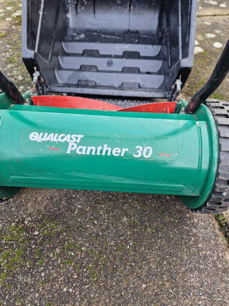 Qualcast Panther 30 cylinder push lawn mower