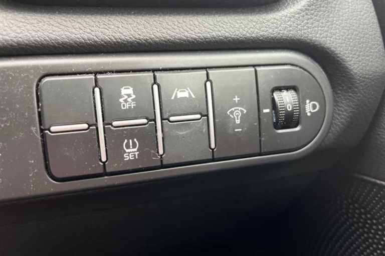 2022 Kia XCeed 1.5T GDi ISG 3 5dr HATCHBACK PETROL Manual