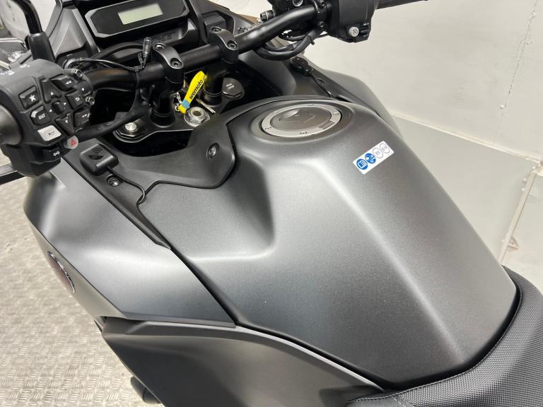 2022 72 Honda NT1100 Manual - 4700 miles