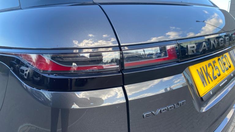 2025 Land Rover Range Rover Evoque 1.5 P270e Dynamic SE 5dr Auto ESTATE PETROL/ELECTRIC Automatic