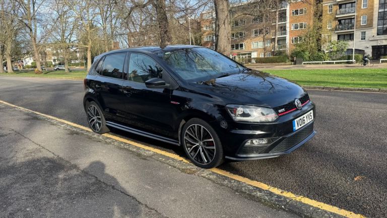 Volkswagen, POLO, Hatchback, 2016, Semi-Auto, 1798 (cc), 5 doors