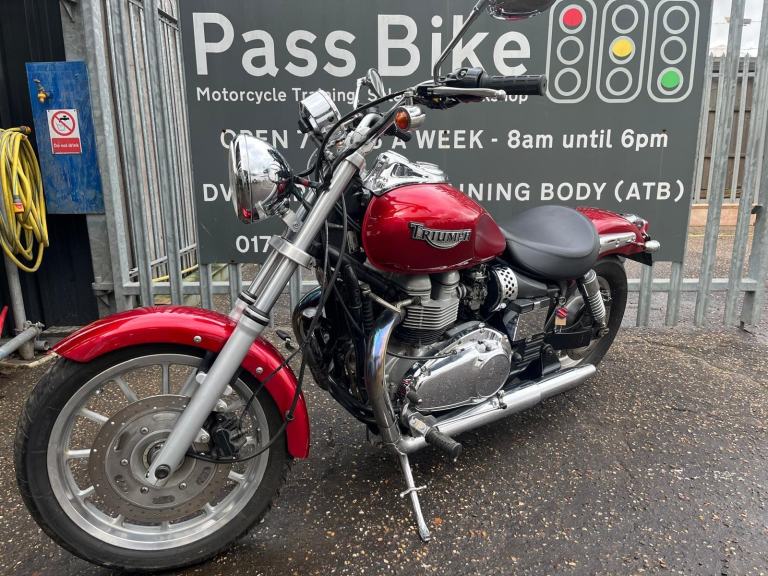 2004 Triumph Bonneville America 790cc British Twin Classic Cruiser Motorcycle