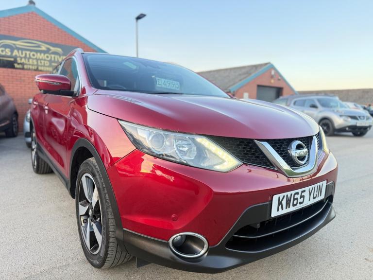 2016 Nissan Qashqai 1.5 dCi N-Tec+ 5dr HATCHBACK Diesel Manual