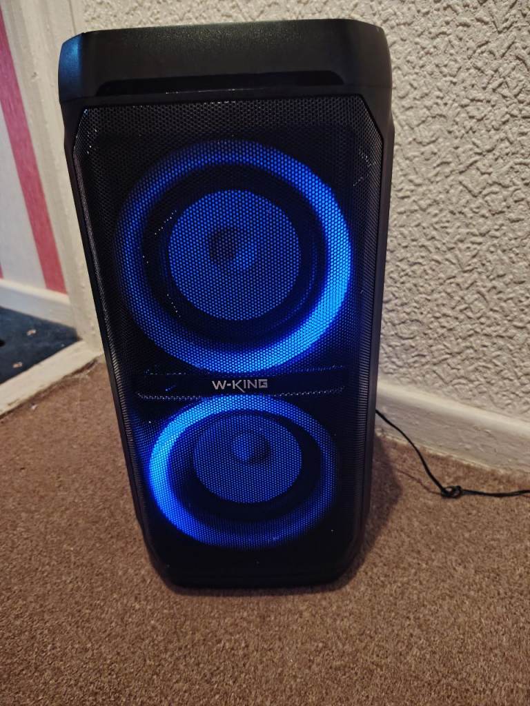 W king Bluetooth speaker 