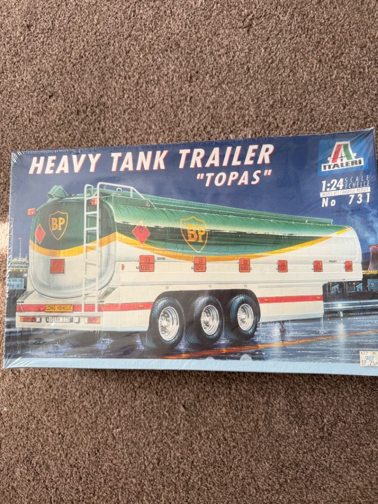 ITALERI Heavy Tank Trailer "TOPAS" Model Kit 1:24 Scale