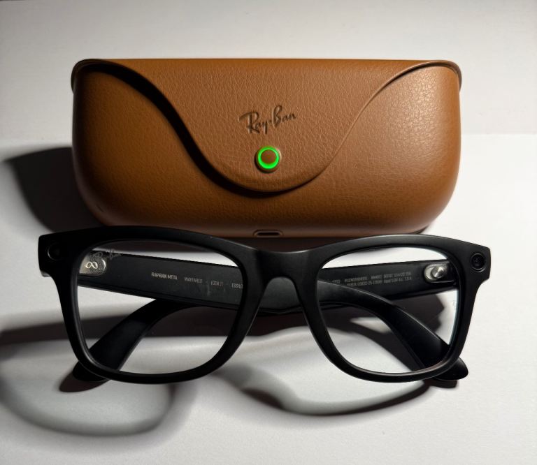 Ray-Ban Meta Glasses (Gen 2) Grey Transitions