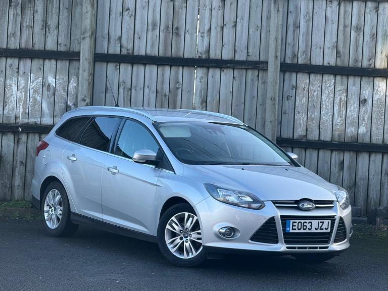 2013 Ford Focus 1.0 125 EcoBoost Titanium Navigator 5dr ESTATE Petrol Manual