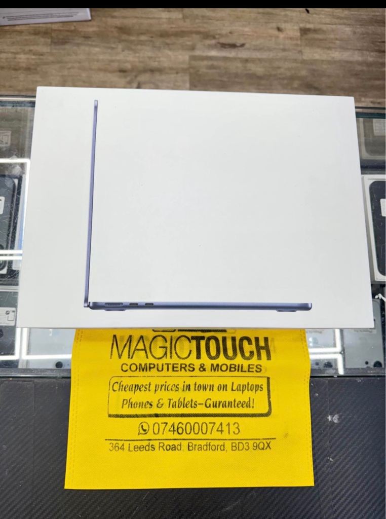 New Apple Macbook Air M4 256GB 16GB 13” inch 2025 - Midnight