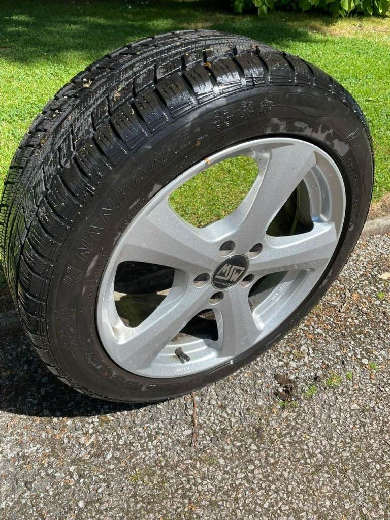 4 x 17" Wheels in Very Good Condition